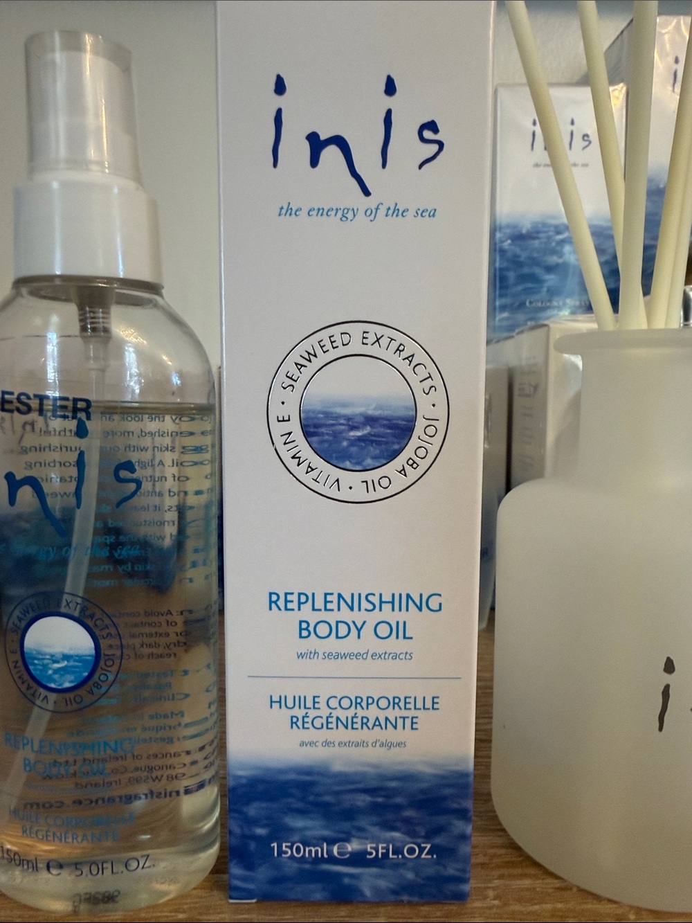 inis Replenishing Body Oil — Blue